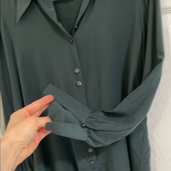 Kate Spade Silk Button-Up Long Sleeve Blouse - Picture 3 of 6
